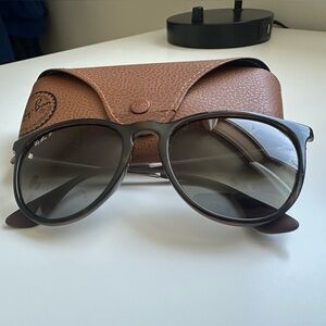 Ray-Ban Women’s Polarized Erika Classic Sunglasses